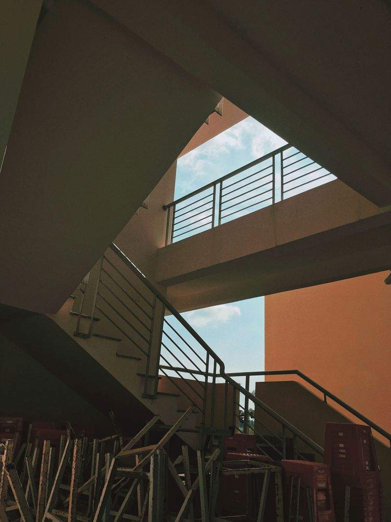 Académie Lumière Éducation 13